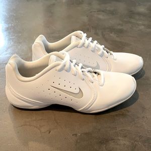 Nike Sideline III Women’s Cheer Shoes, Size 6